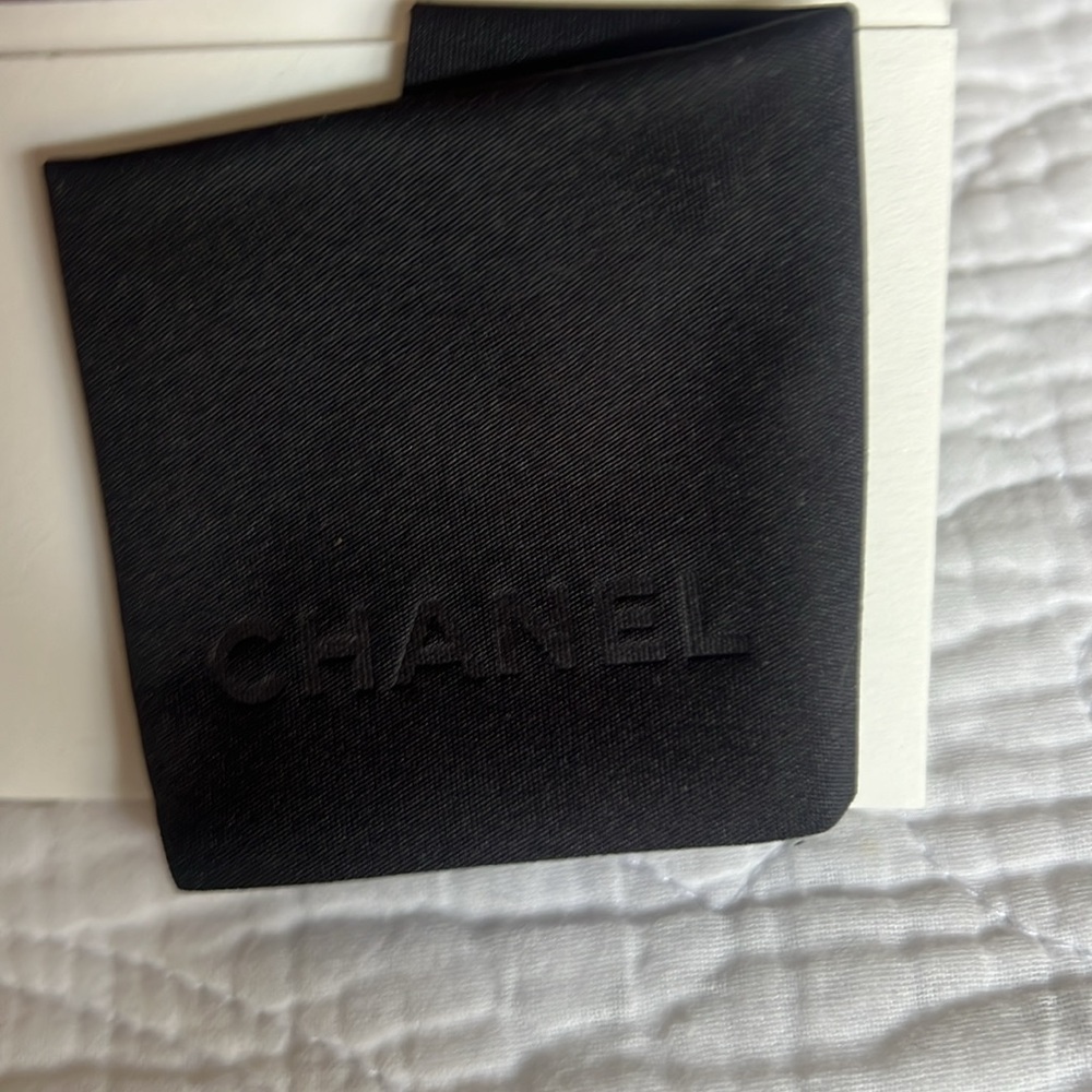 Authentic Channel sunglasses box and case with book of authenticity.‎ - Picture 5 of 7